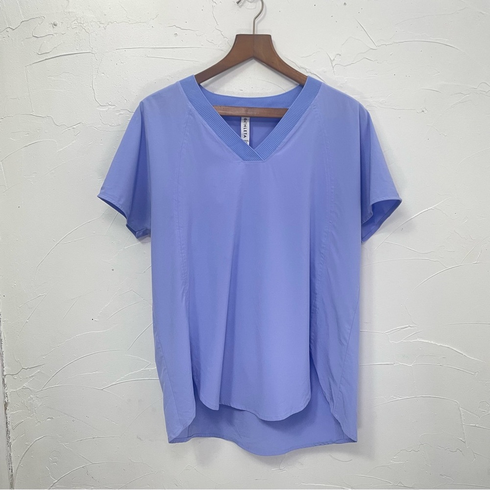 Athlete Zyphr Featherweight V-Neck Tee - Picture 3 of 10